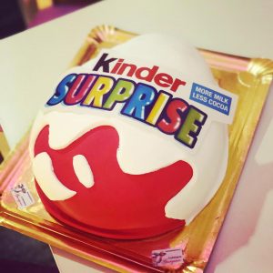 Tort Kinder Surprise, Giorginio, Cofetarie, Cofetarie Giorginio, Cofetarie Bucuresti, Cofetarie Constanta, Prajituri, Prajituri Giorginio, Prajituri Bucuresti, Prajituri Constanta, Torturi, Torturi Giorginio, Torturi Bucuresti, Torturi Constanta, Candy Bar, Candy Bar Giorginio, Candy Bar Bucuresti, Candy Bar Constanta, Tort, Zi de nastere, Aniversare, Tort Bucuresti, Tort Giorginio, Tort Constanta, Tort Aniversar, Tort Aniversar Bucuresti, Tort Aniversar Giorginio, Tort Aniversar Constanta, Tort Nunta Bucuresti, Tort Nunta Giorginio, Tort Nunta Constanta, Tort Nunta, Tort Botez Bucuresti, Tort Botez Giorginio, Tort Botez Constanta, Tort Botez, Tort zi de nastere, Tort zi de nastere Bucuresti, Tort zi de nastere Giorginio1, Tort zi de nastere Constanta